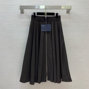 프라다 여자 치마