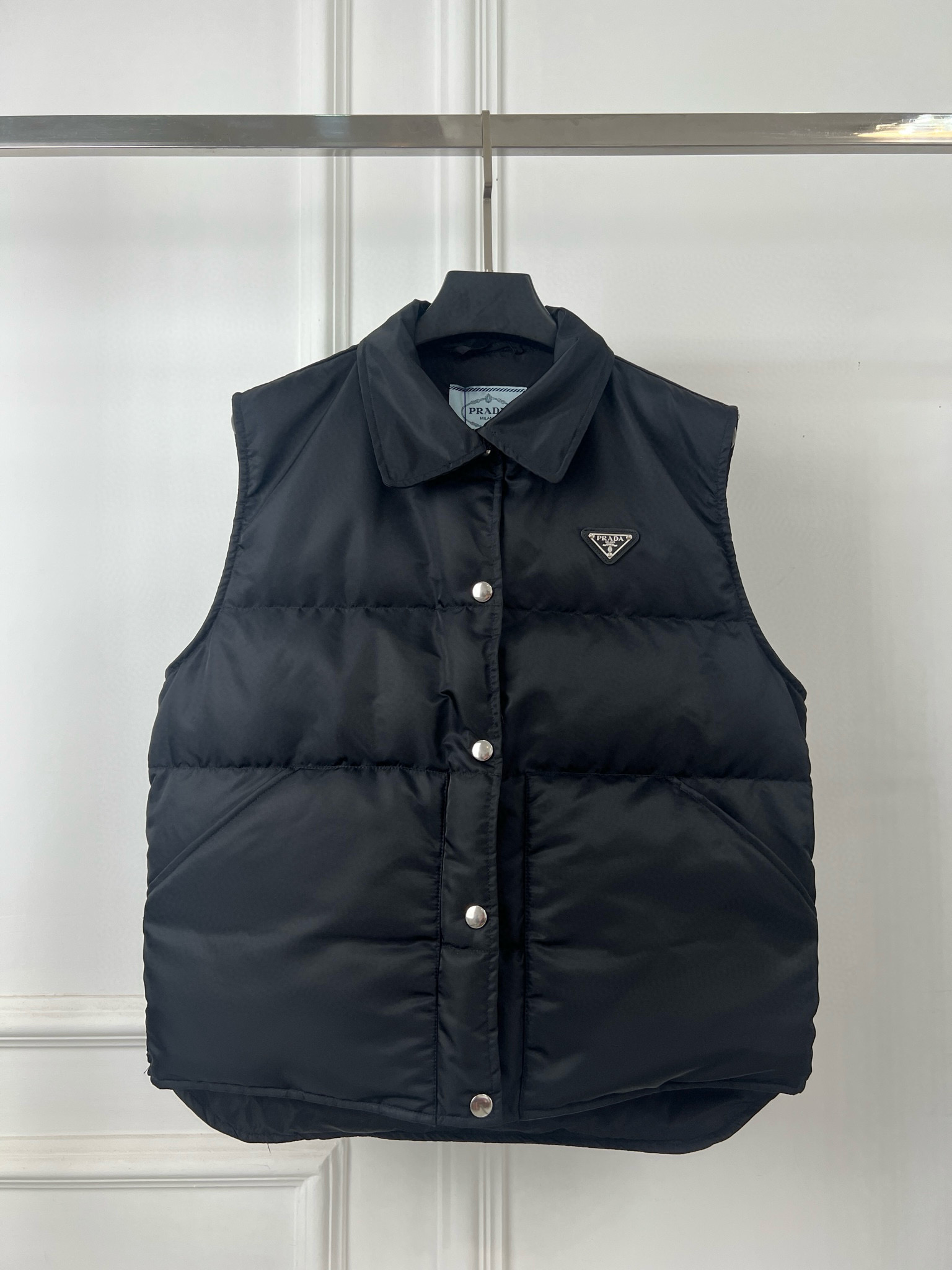 프라다 여자 조끼