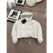프라다 여자 패딩