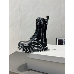 발렌시아가 남여공용 부츠