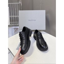 발렌시아가 남여공용 부츠