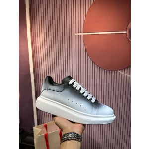 알렉산더 맥퀸 남녀공용 신발 운동화 스니커즈