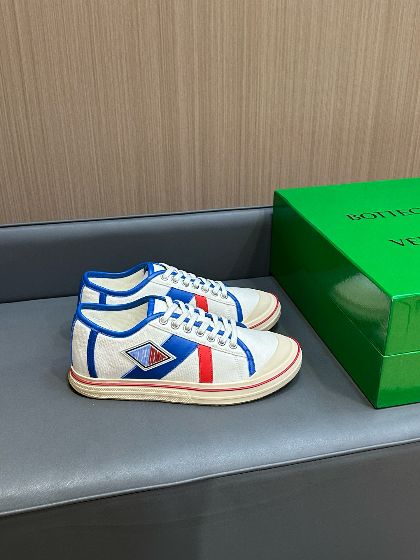 보테가베네타 남녀공용 신발 운동화 스니커즈