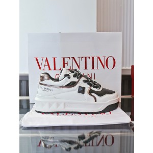 발렌티노 남녀공용 신발 운동화 스니커즈