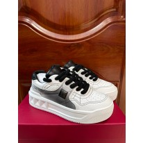 발렌티노 남녀공용 신발 운동화 스니커즈