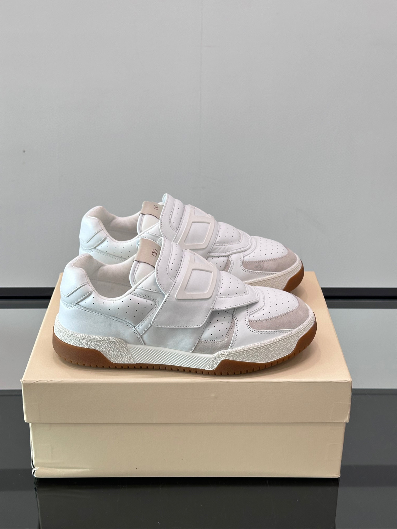 발렌티노 남녀공용 신발 운동화 스니커즈