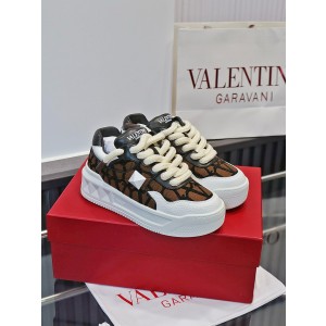 발렌티노 남녀공용 신발 운동화 스니커즈