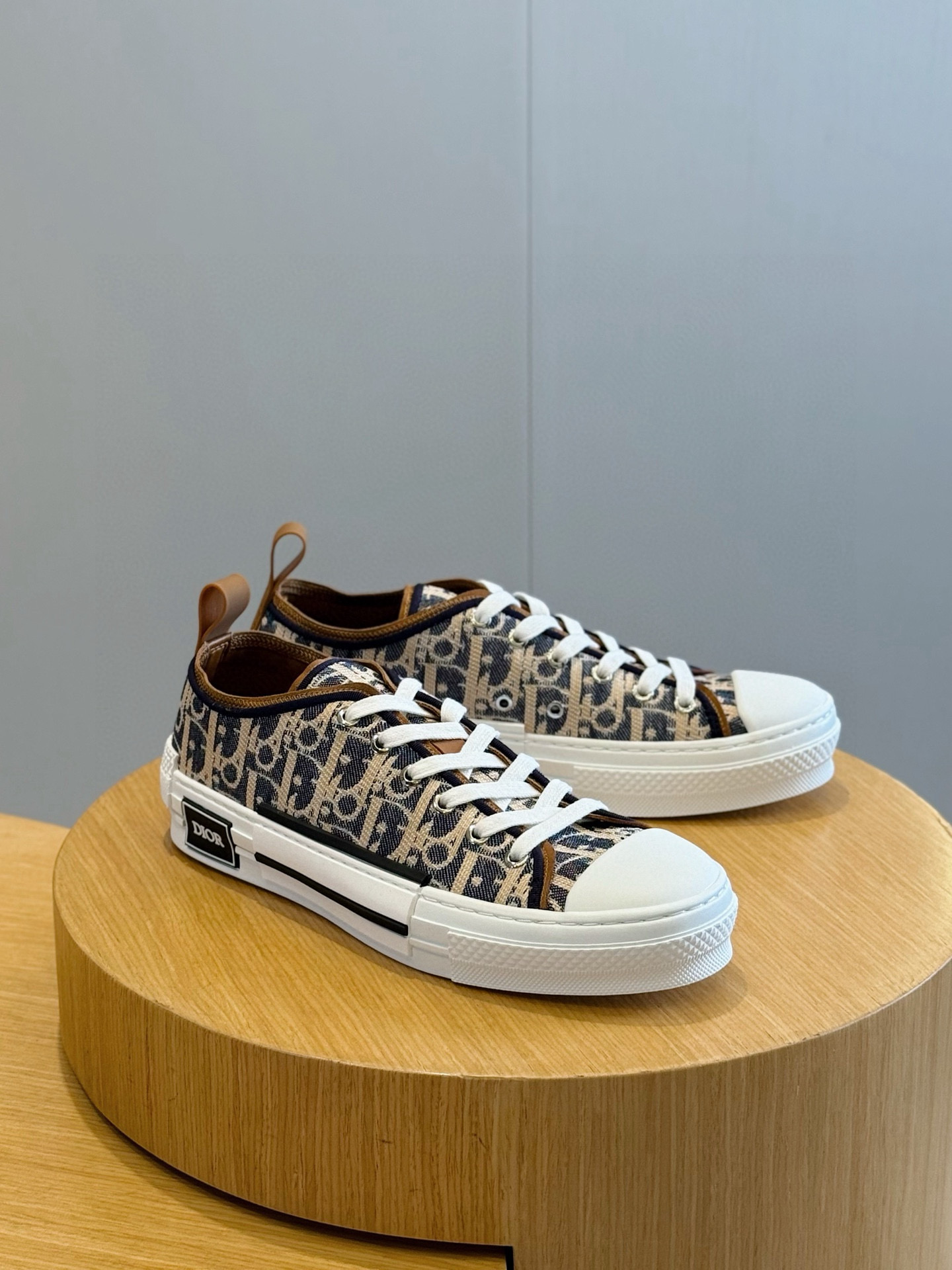 디올 남녀공용 신발 운동화 스니커즈