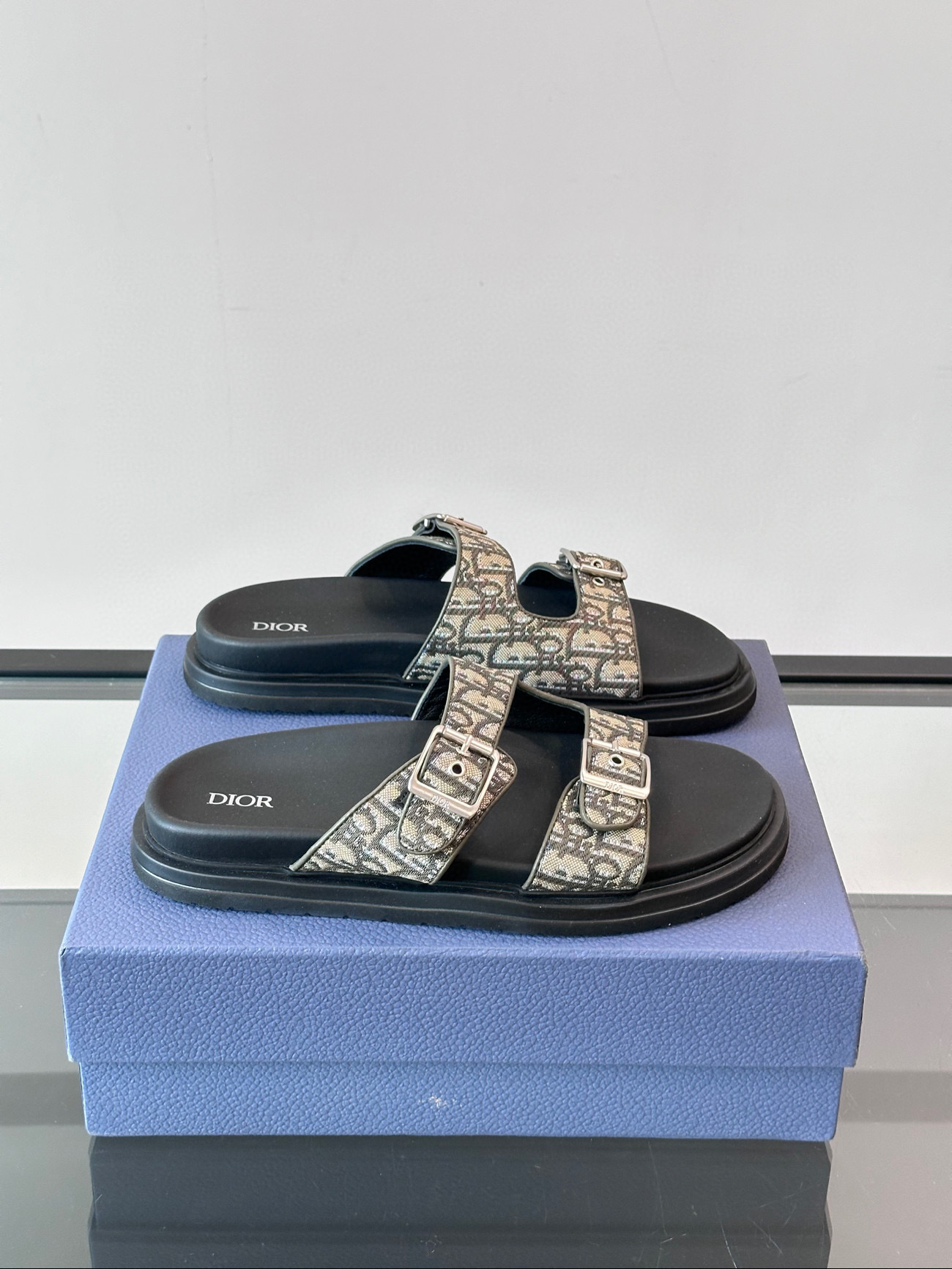 디올 남자 슬리퍼