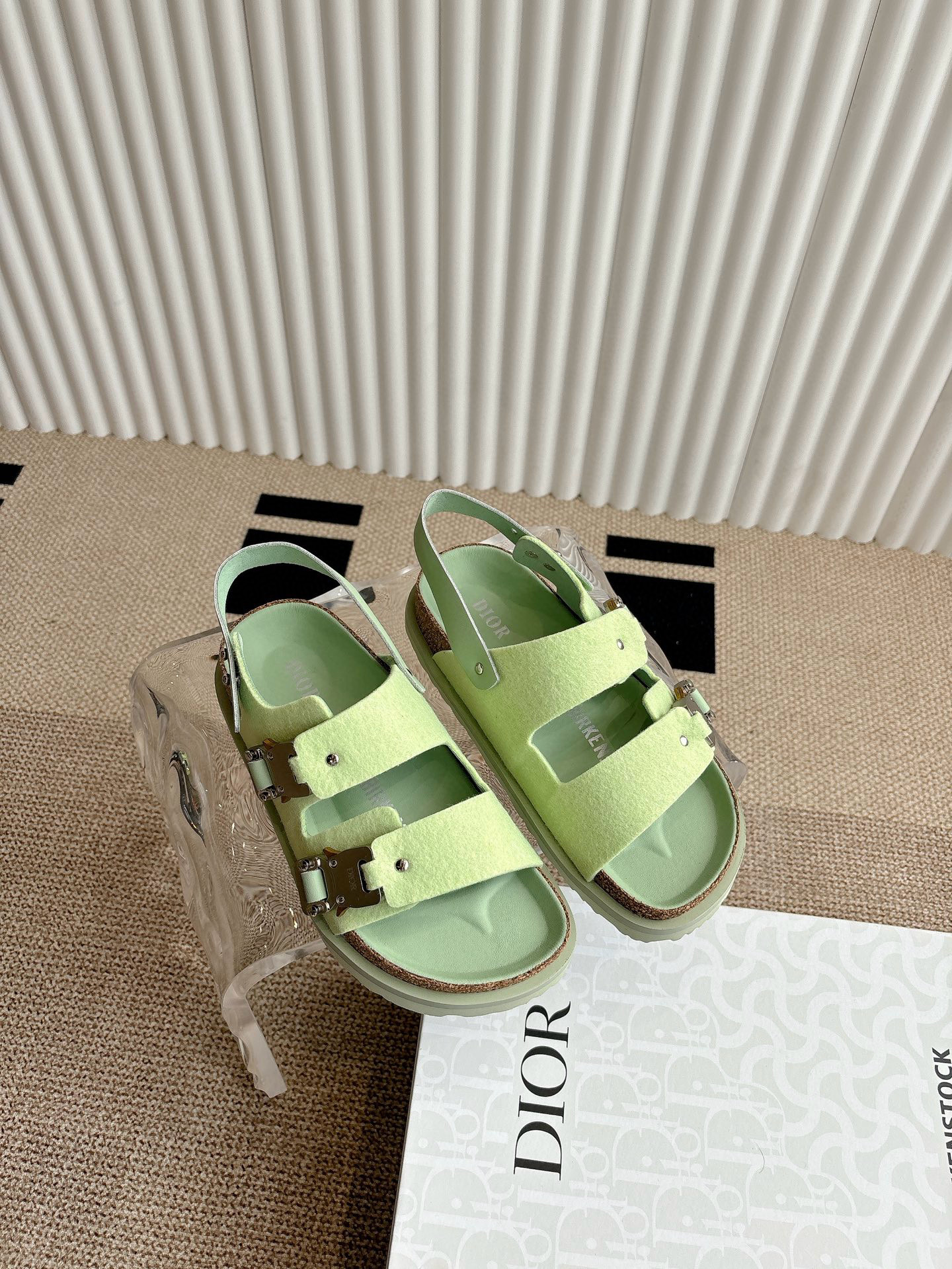 디올 남자 슬리퍼