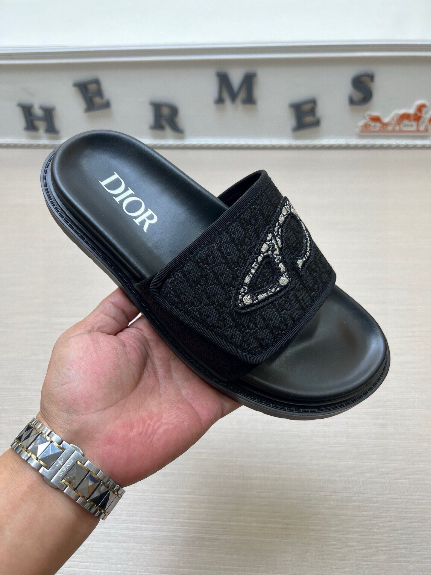 디올 남자 슬리퍼