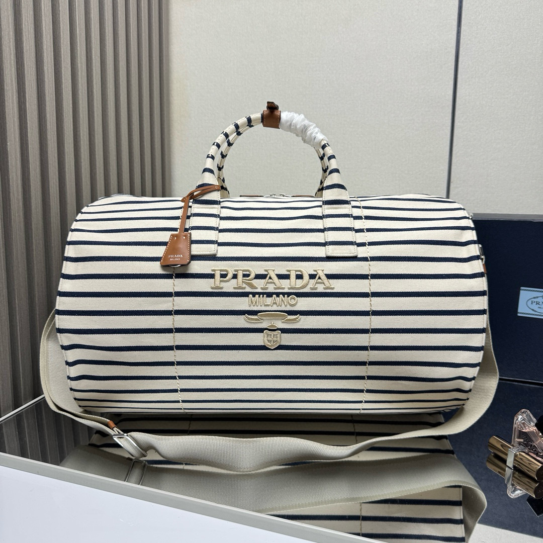 프라다 2VC051 여행가방