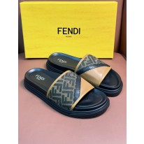 펜디 남자 슬리퍼
