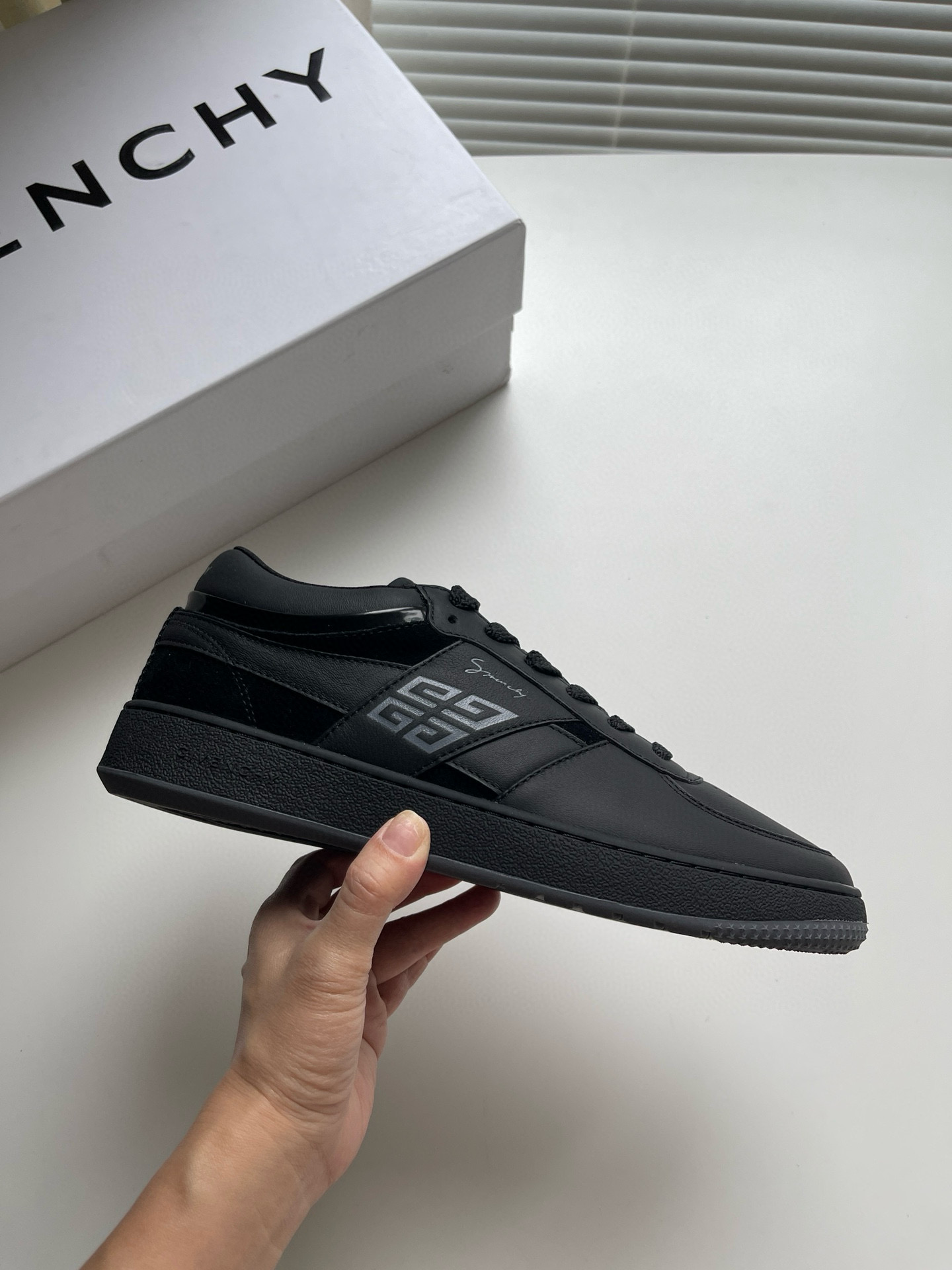 지방시 남자 신발 운동화 스니커즈