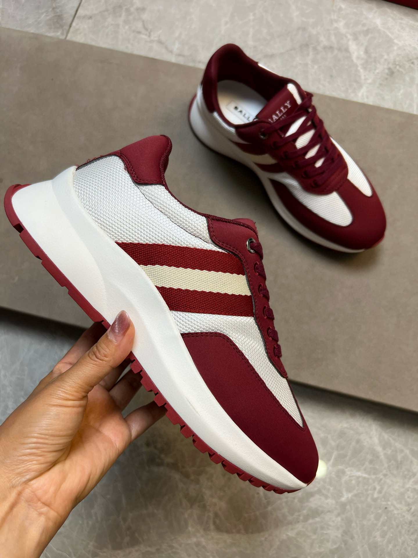 발리 남자 신발 운동화 스니커즈