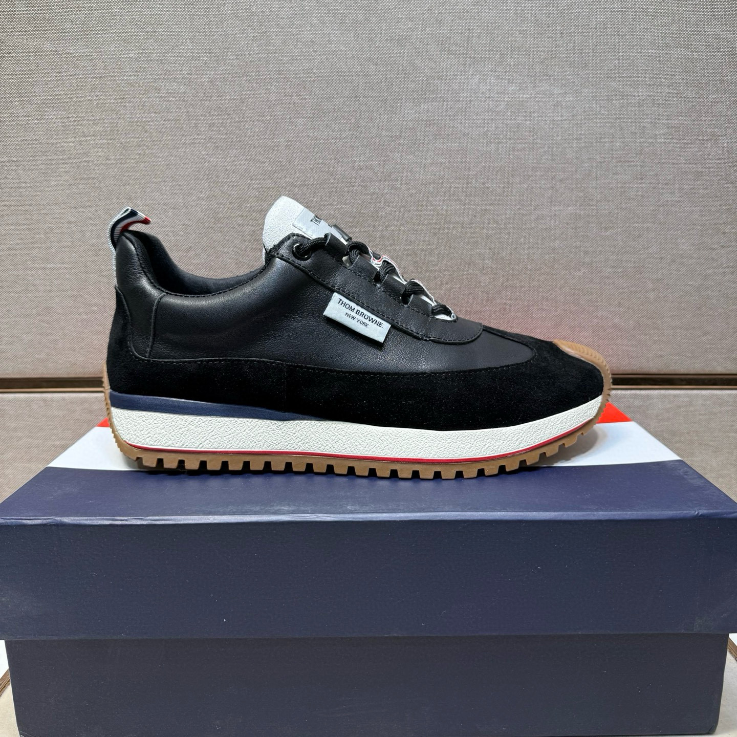 톰브라운 남자 신발 운동화 스니커즈