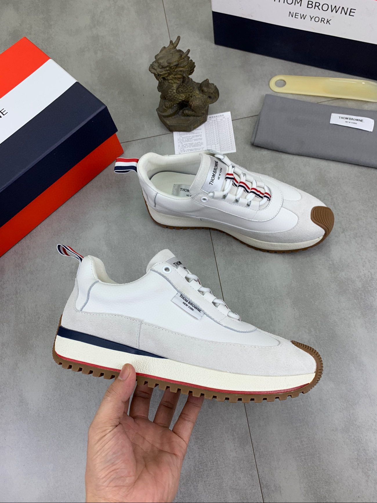 톰브라운 남자 신발 운동화 스니커즈