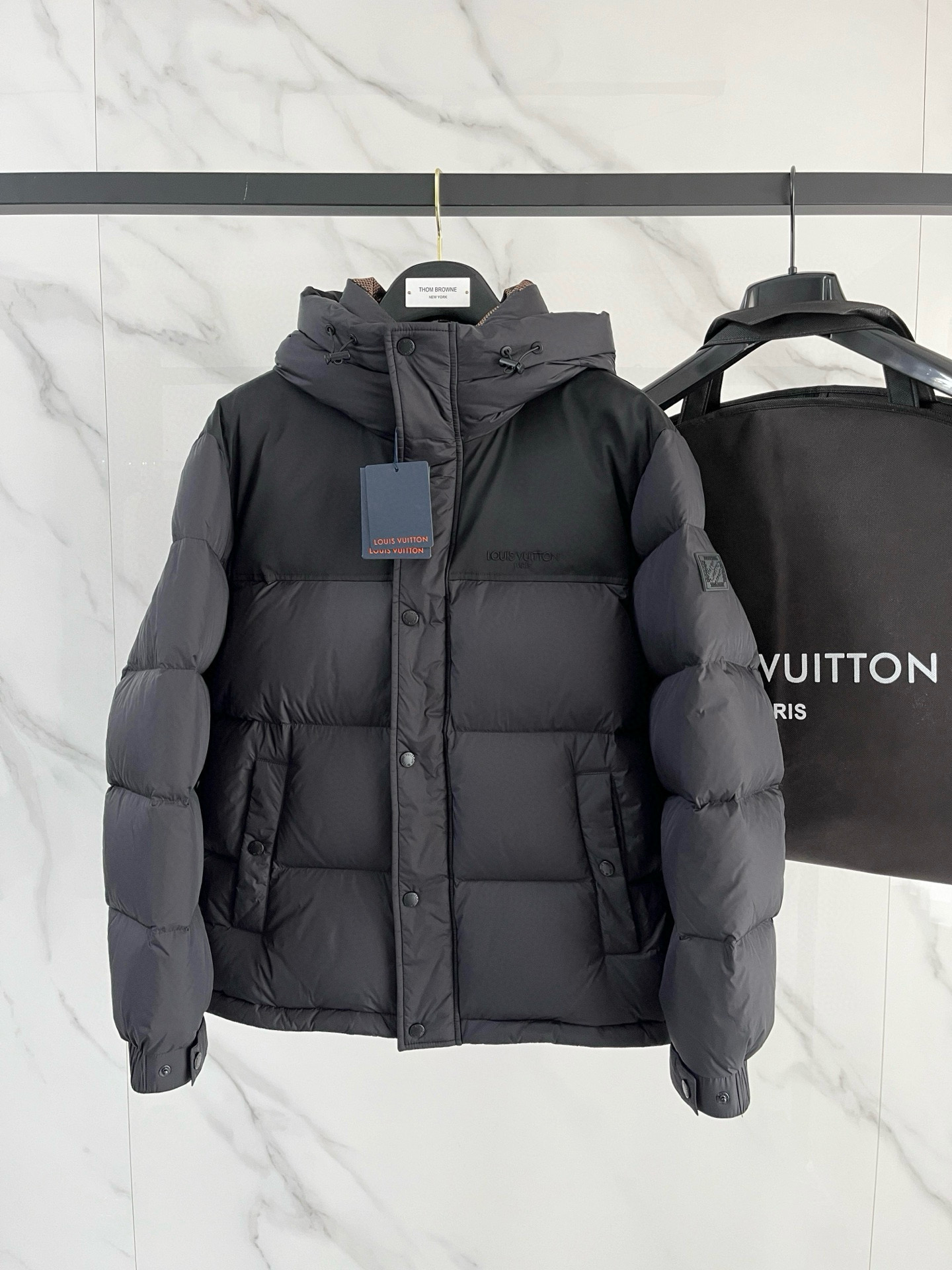 루이비통 남자 패딩