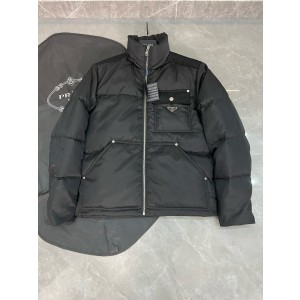 프라다 남녀공용 패딩