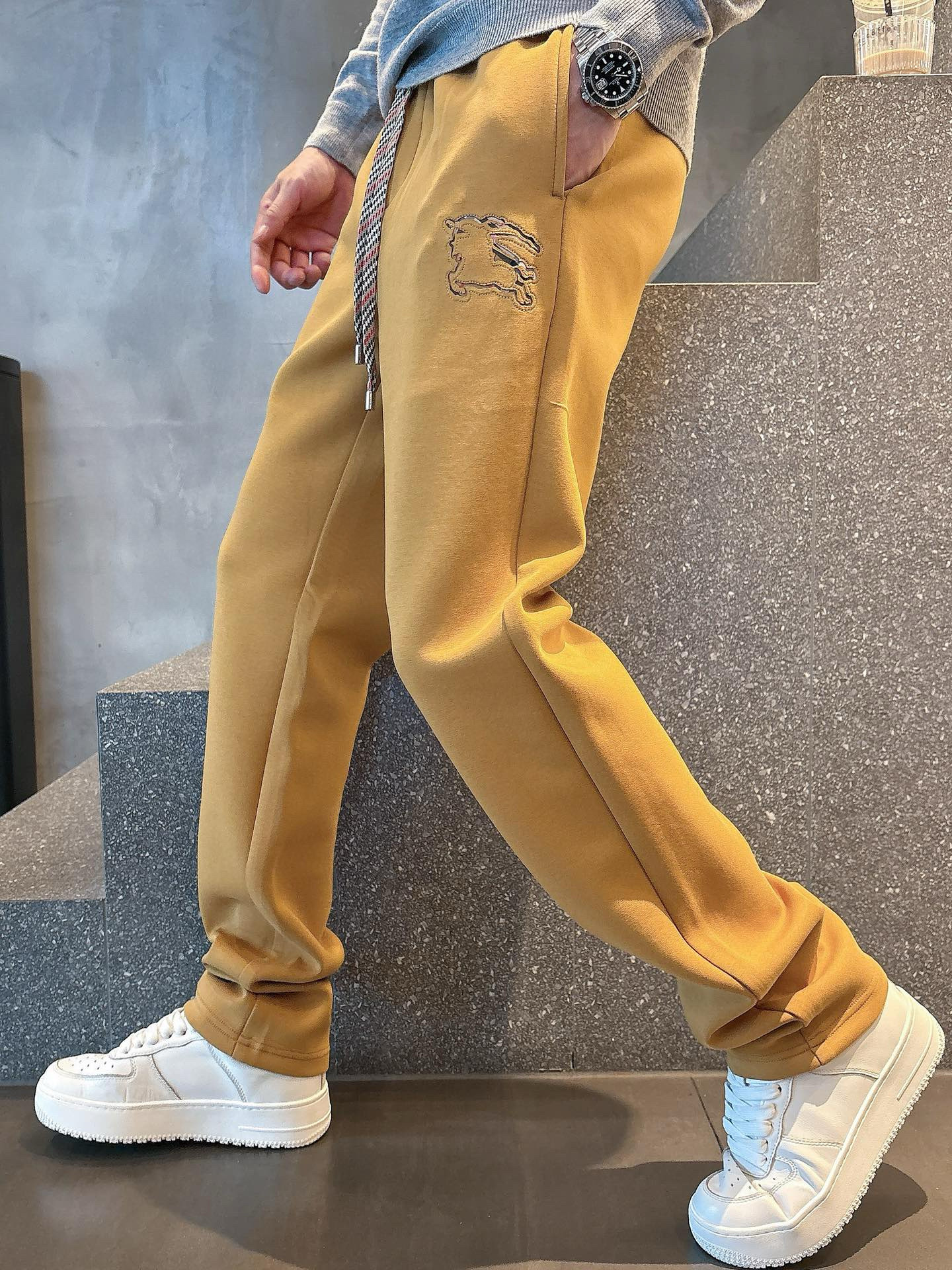 버버리 남자 바지