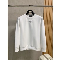 프라다 남자 맨투맨