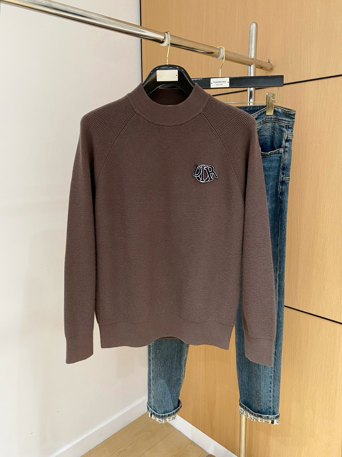 디올 남자 니트