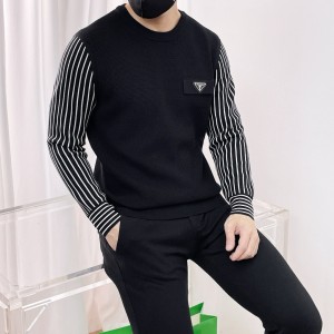 프라다 남자 니트